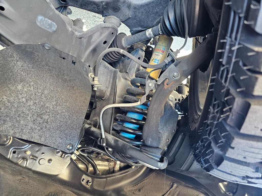 Toyota Tundra 4WD Vehicle Full-screen Gallery Image 21