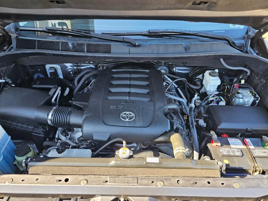 Toyota Tundra 4WD Vehicle Full-screen Gallery Image 44