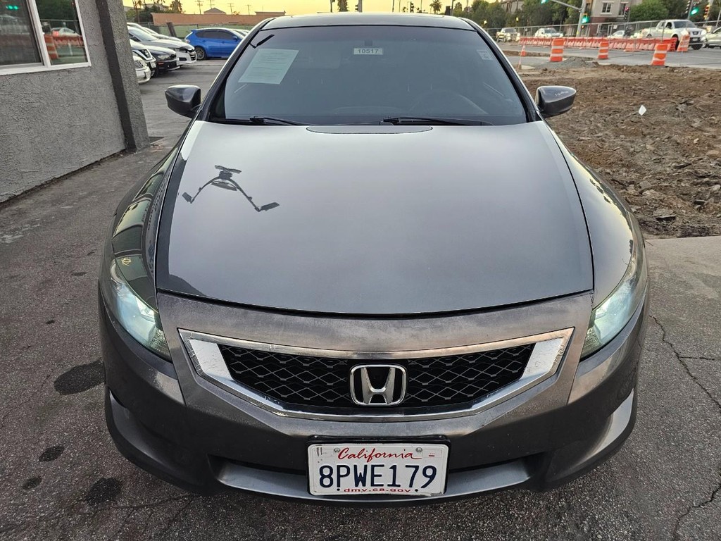 Honda Accord Coupe Vehicle Full-screen Gallery Image 9