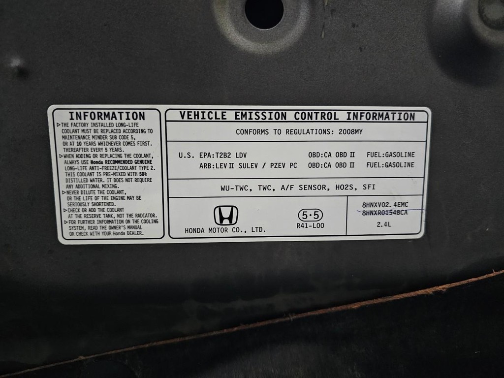 Honda Accord Coupe Vehicle Full-screen Gallery Image 27