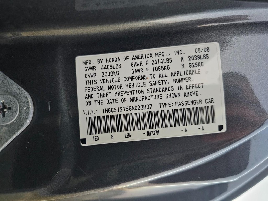 Honda Accord Coupe Vehicle Full-screen Gallery Image 28