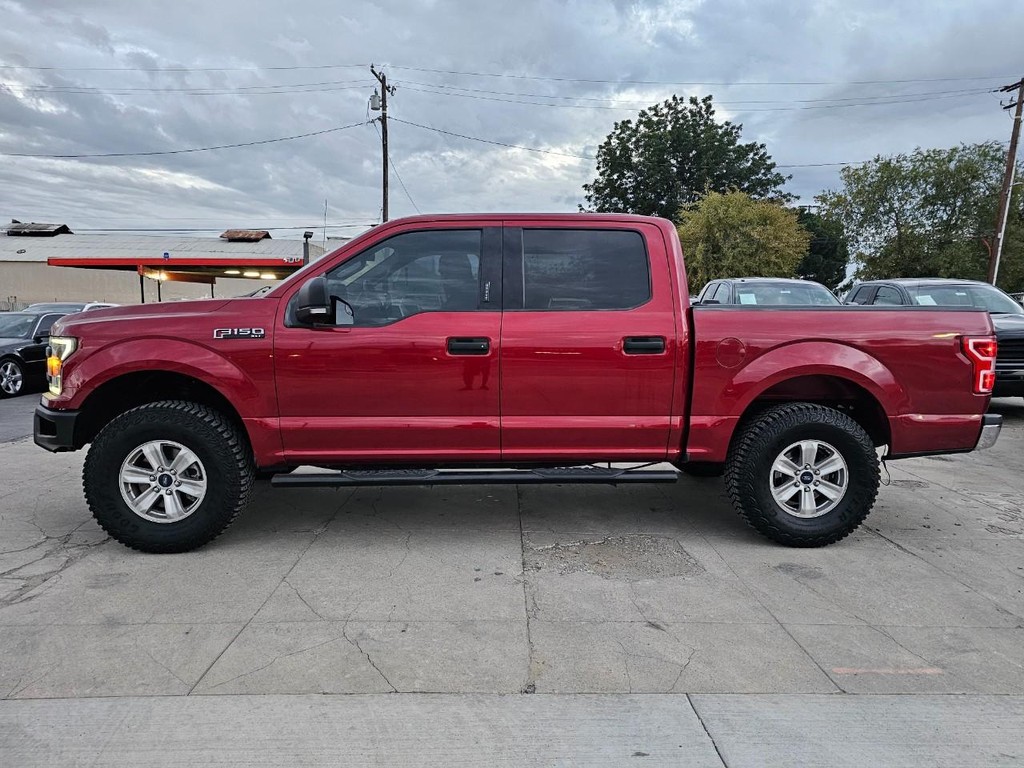 Ford F-150 Vehicle Full-screen Gallery Image 2