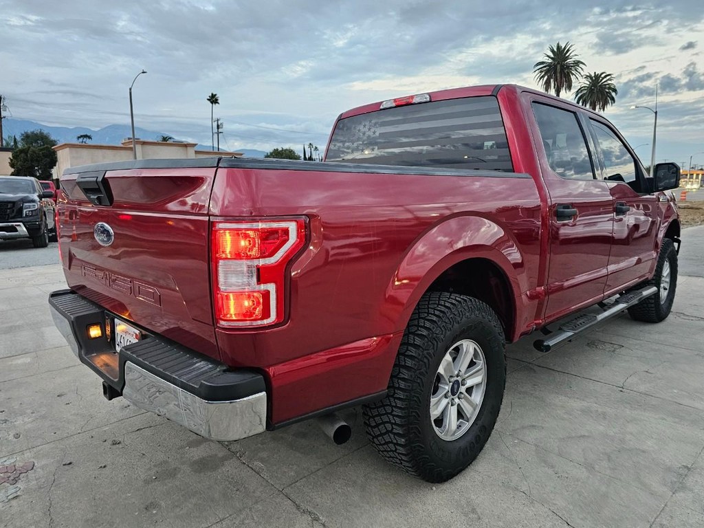 Ford F-150 Vehicle Full-screen Gallery Image 5