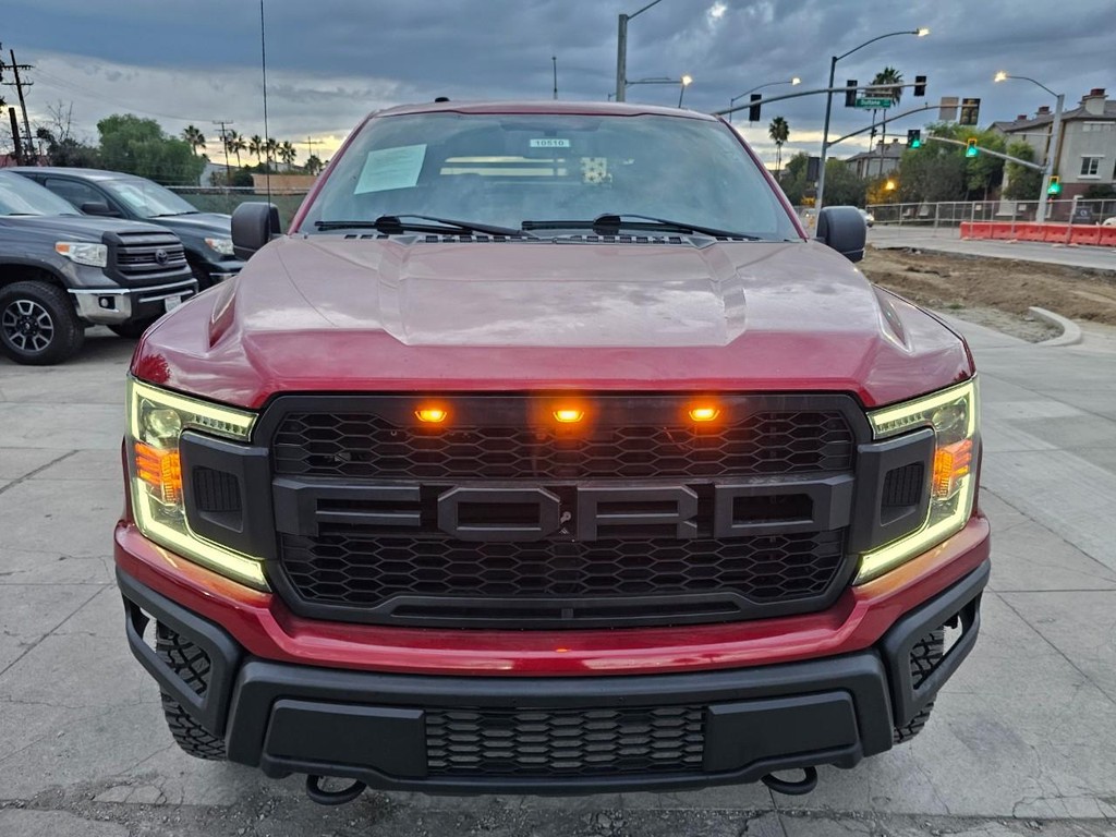 Ford F-150 Vehicle Full-screen Gallery Image 8