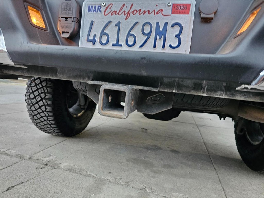 Ford F-150 Vehicle Full-screen Gallery Image 13