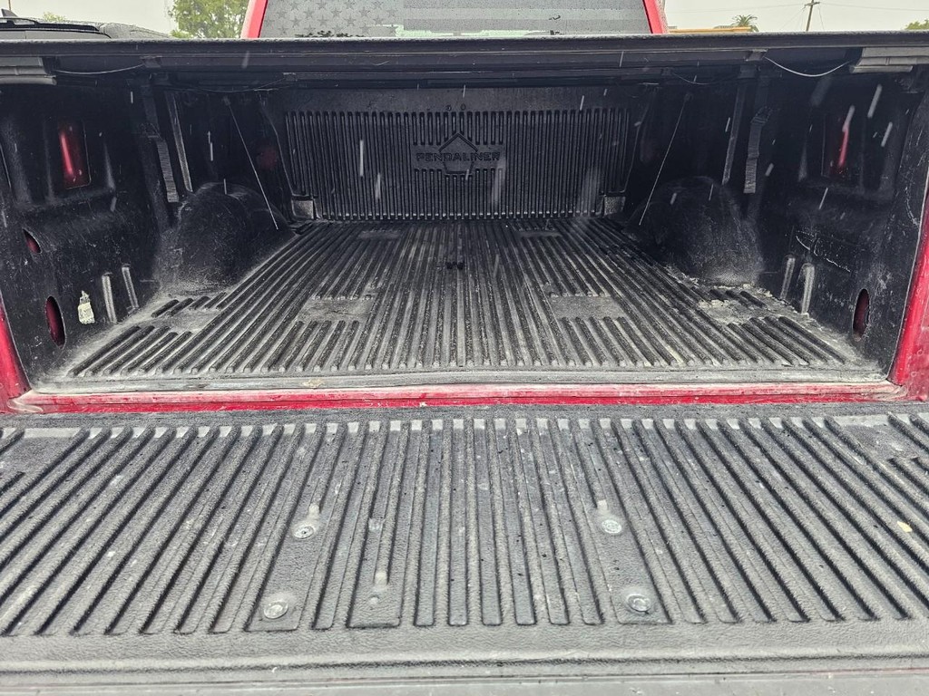 Ford F-150 Vehicle Full-screen Gallery Image 35