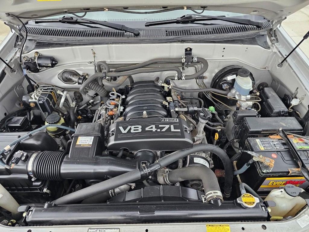 Toyota Sequoia Vehicle Full-screen Gallery Image 37