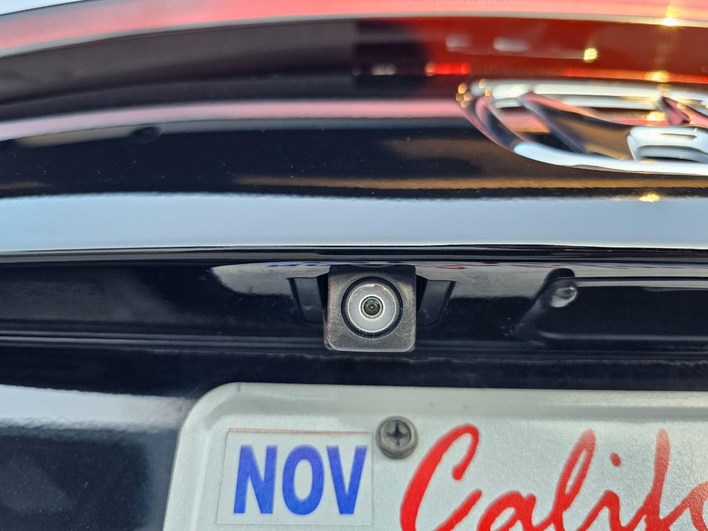 Honda Civic Si Coupe Vehicle Full-screen Gallery Image 16