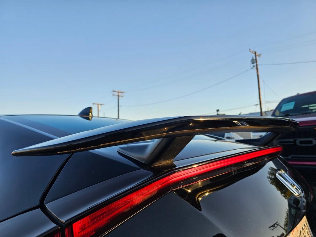 Honda Civic Si Coupe Vehicle Full-screen Gallery Image 17