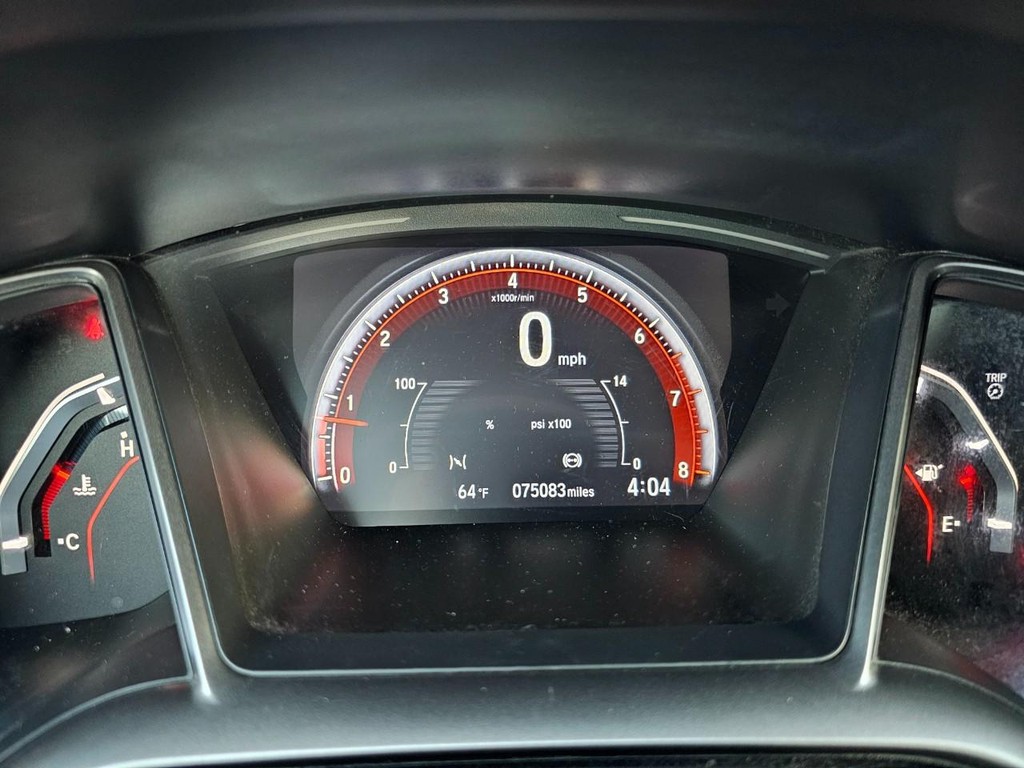 Honda Civic Si Coupe Vehicle Full-screen Gallery Image 24