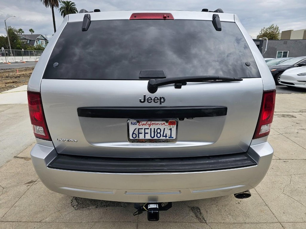 Jeep Grand Cherokee Vehicle Full-screen Gallery Image 5