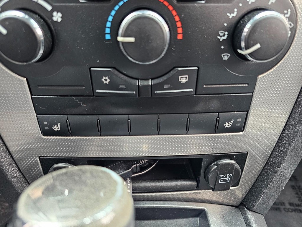 Jeep Grand Cherokee Vehicle Full-screen Gallery Image 34