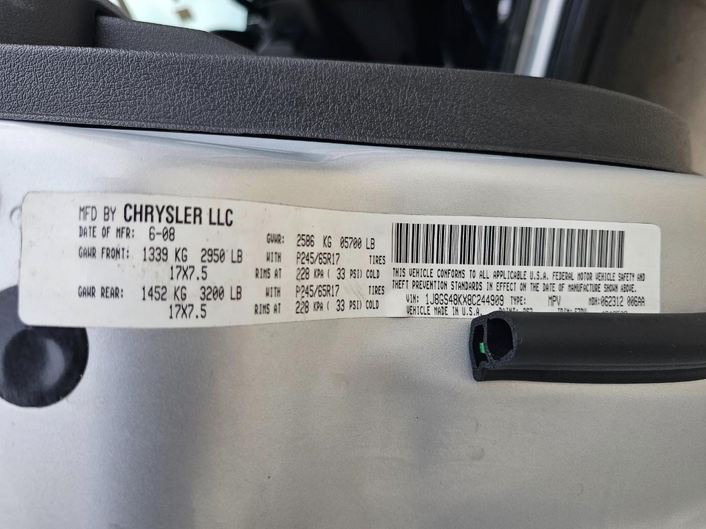 Jeep Grand Cherokee Vehicle Full-screen Gallery Image 42