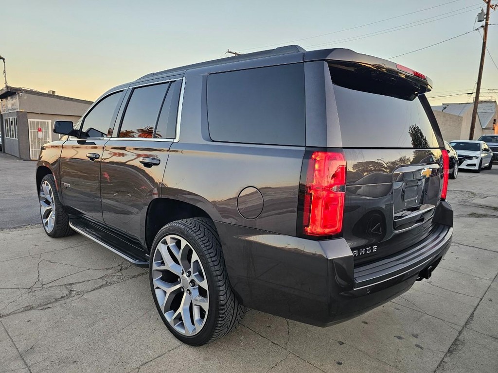 Chevrolet Tahoe Vehicle Full-screen Gallery Image 04