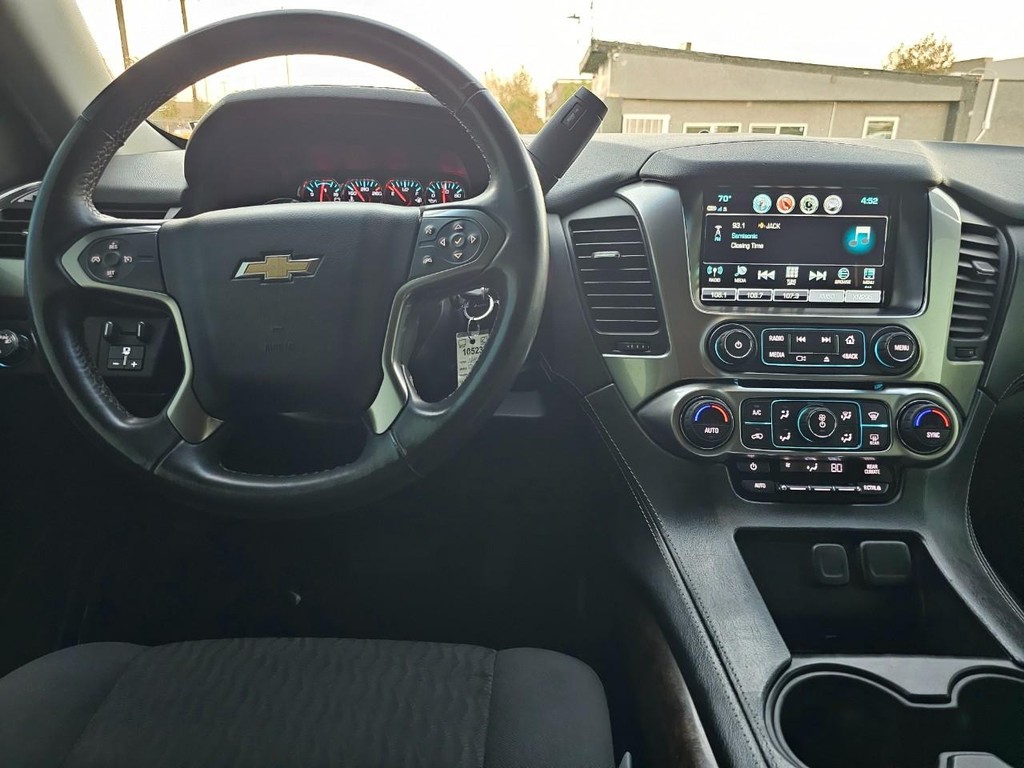 Chevrolet Tahoe Vehicle Full-screen Gallery Image 30