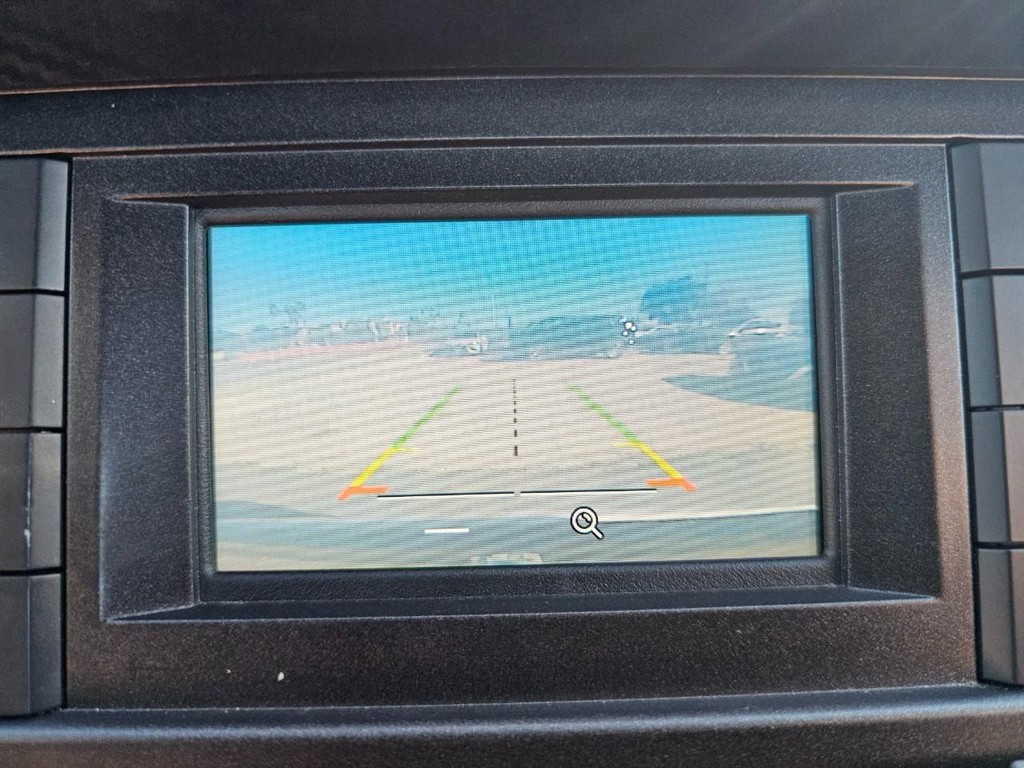 Ford Mustang Vehicle Full-screen Gallery Image 23