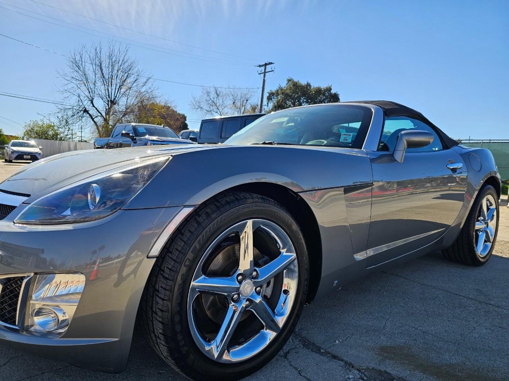 Saturn Sky Vehicle Full-screen Gallery Image 11