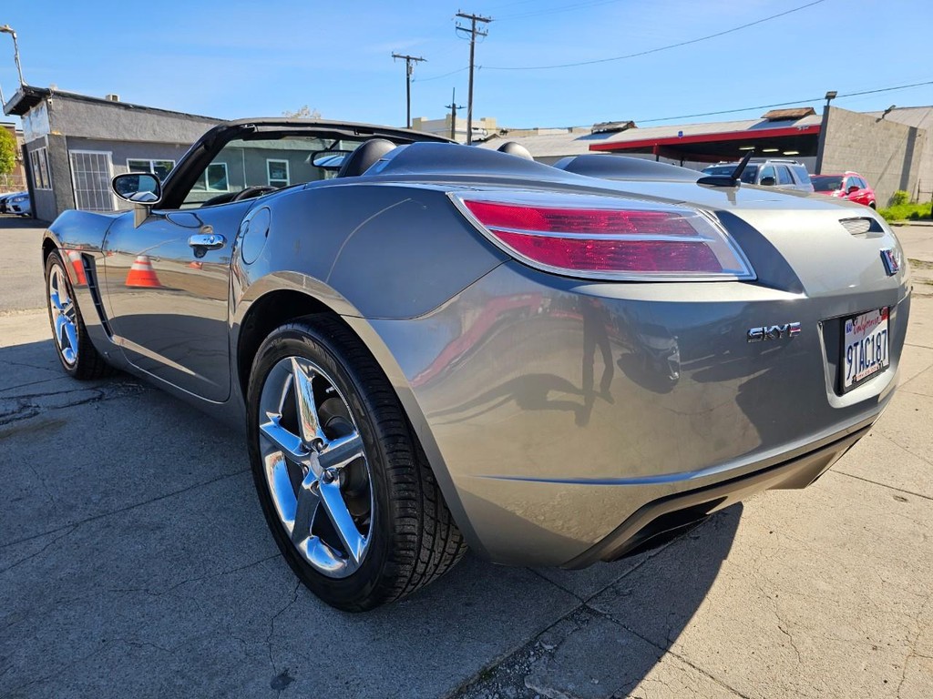 Saturn Sky Vehicle Full-screen Gallery Image 16