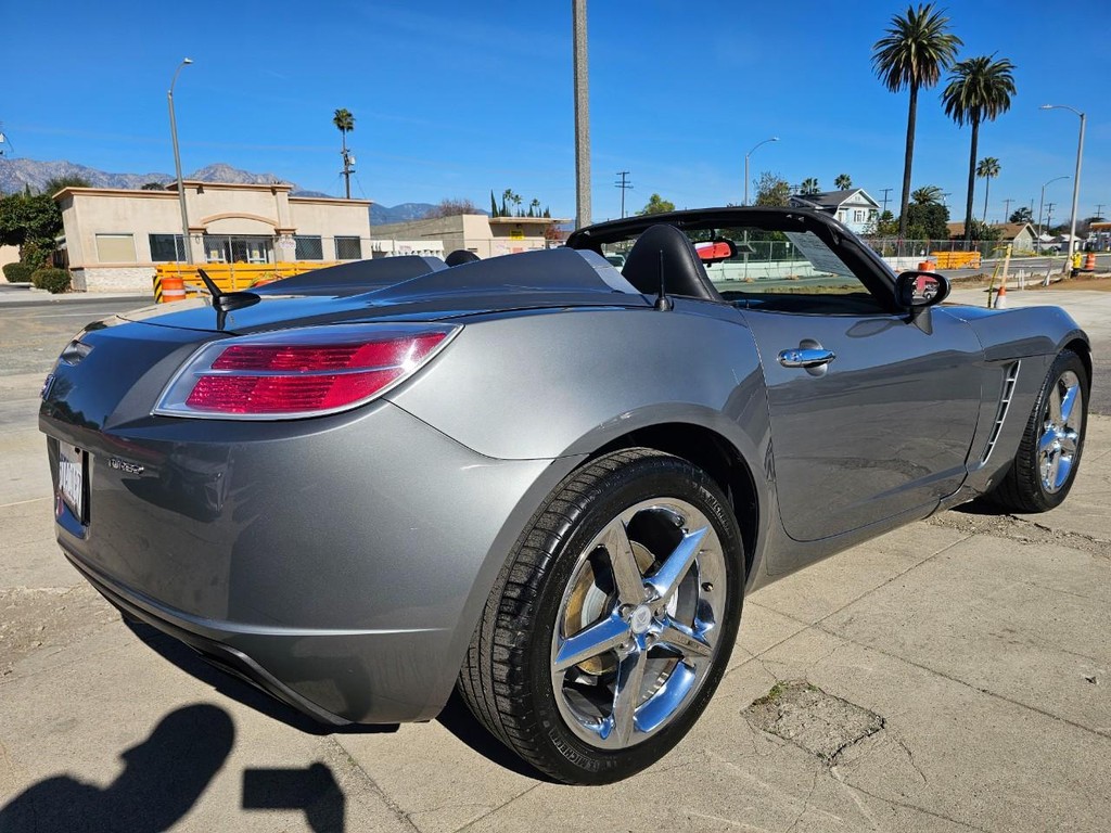 Saturn Sky Vehicle Full-screen Gallery Image 18