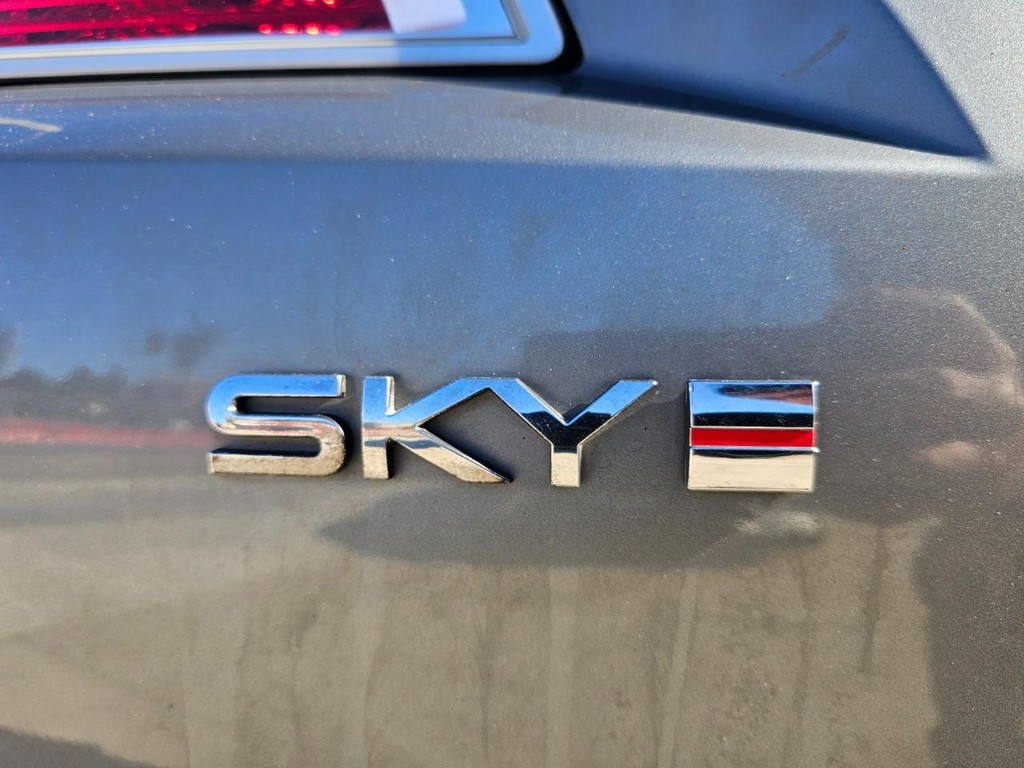 Saturn Sky Vehicle Full-screen Gallery Image 23