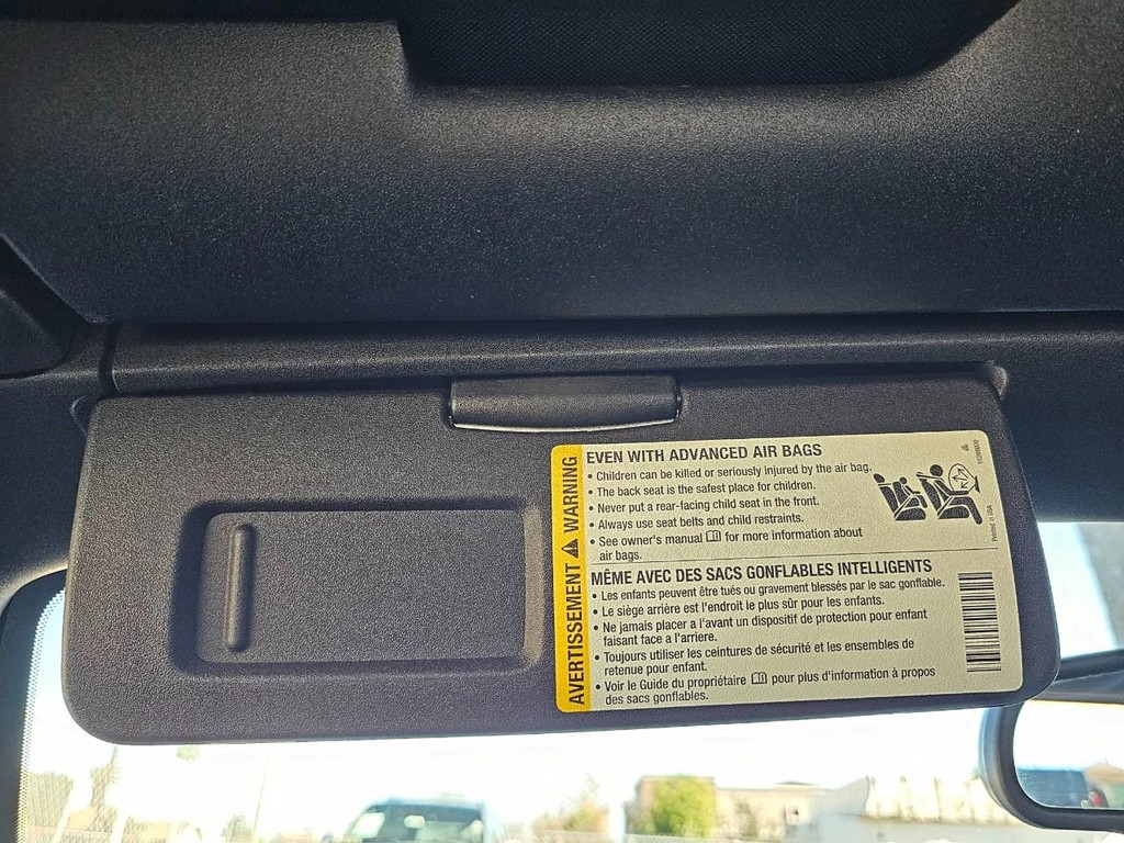 Saturn Sky Vehicle Full-screen Gallery Image 37