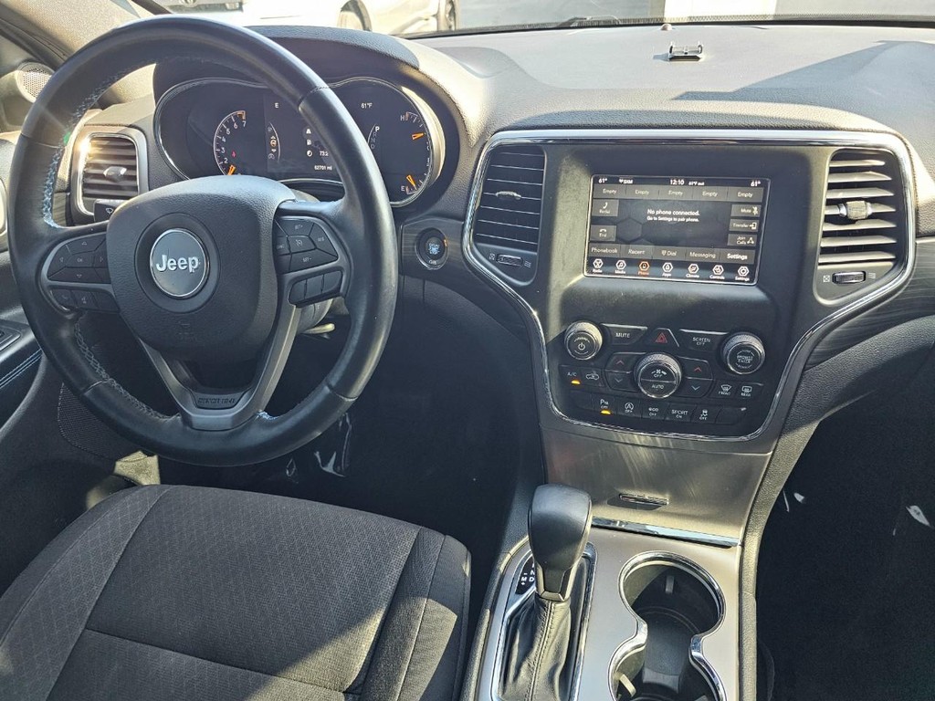 Jeep Grand Cherokee Vehicle Full-screen Gallery Image 37