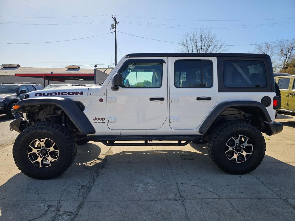 Jeep Wrangler Unlimited Vehicle Full-screen Gallery Image 3