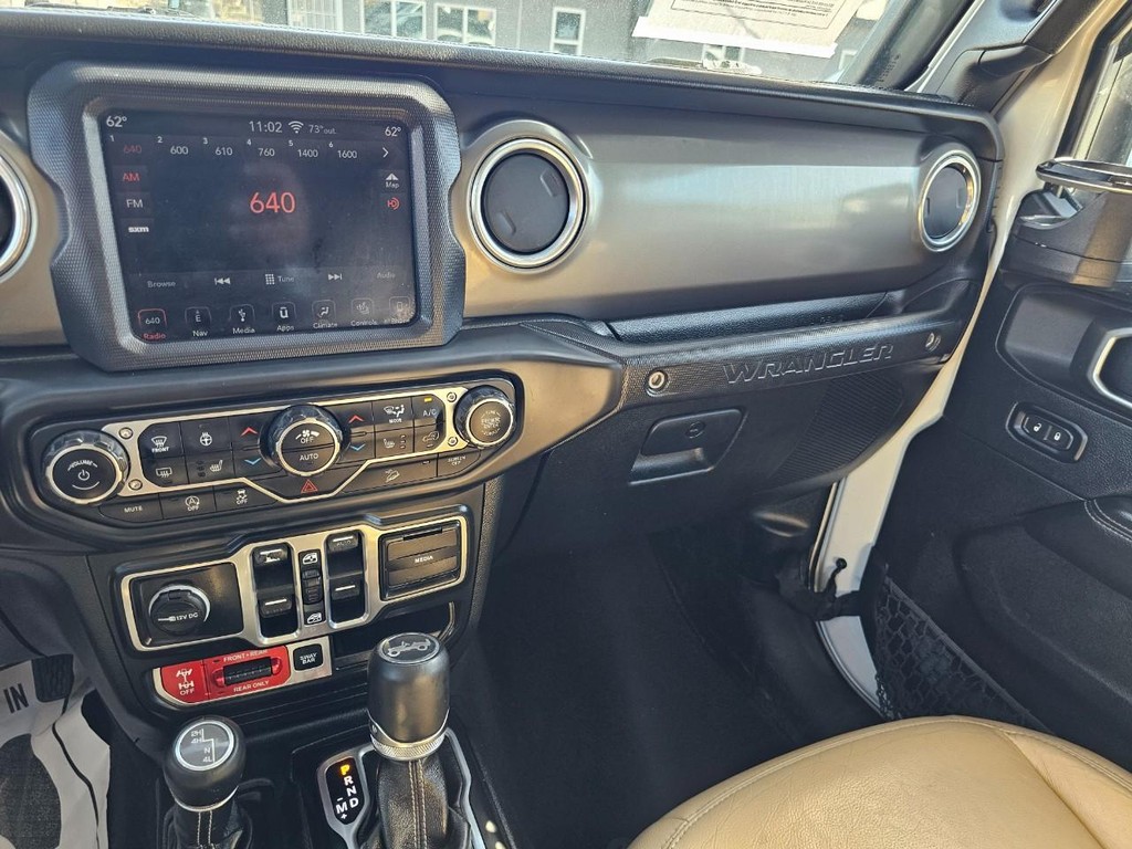 Jeep Wrangler Unlimited Vehicle Full-screen Gallery Image 34