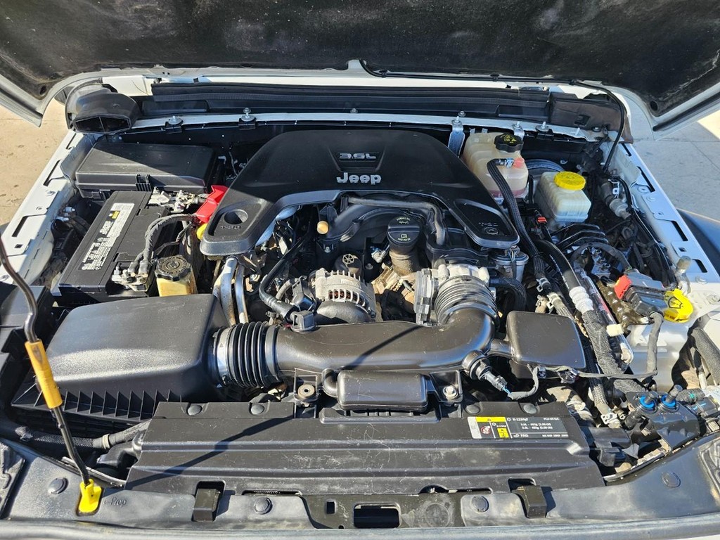 Jeep Wrangler Unlimited Vehicle Full-screen Gallery Image 39