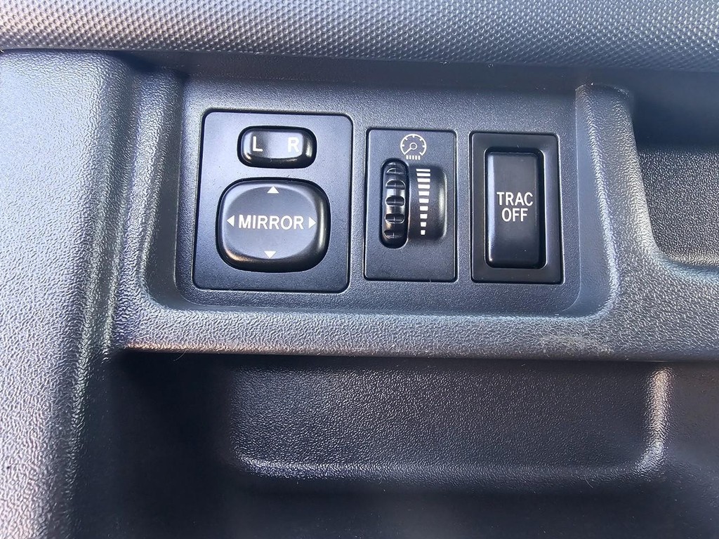 Scion xB Vehicle Full-screen Gallery Image 15