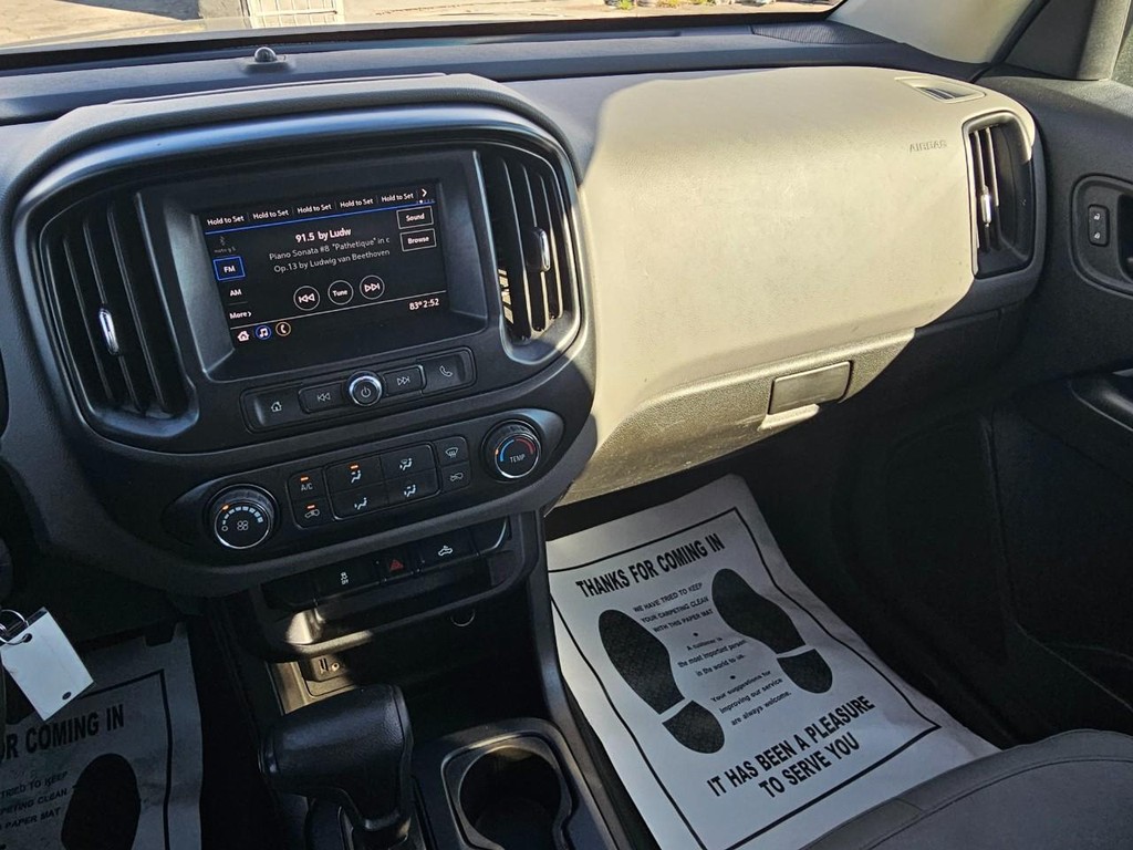 Chevrolet Colorado Vehicle Full-screen Gallery Image 30