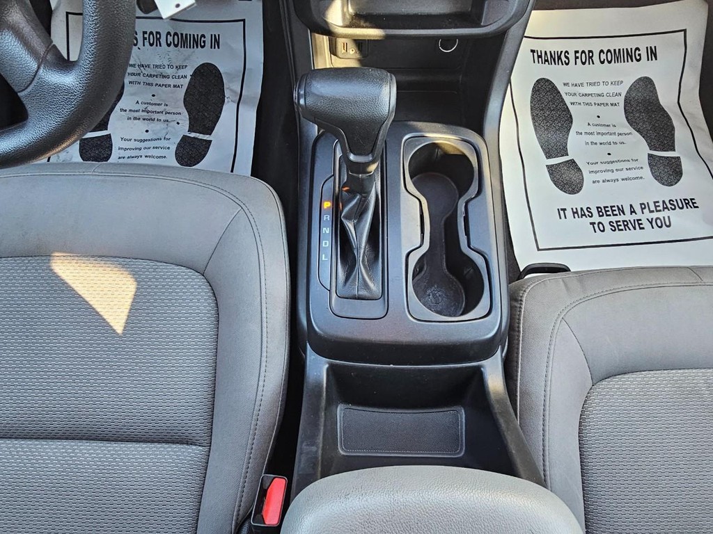 Chevrolet Colorado Vehicle Full-screen Gallery Image 31