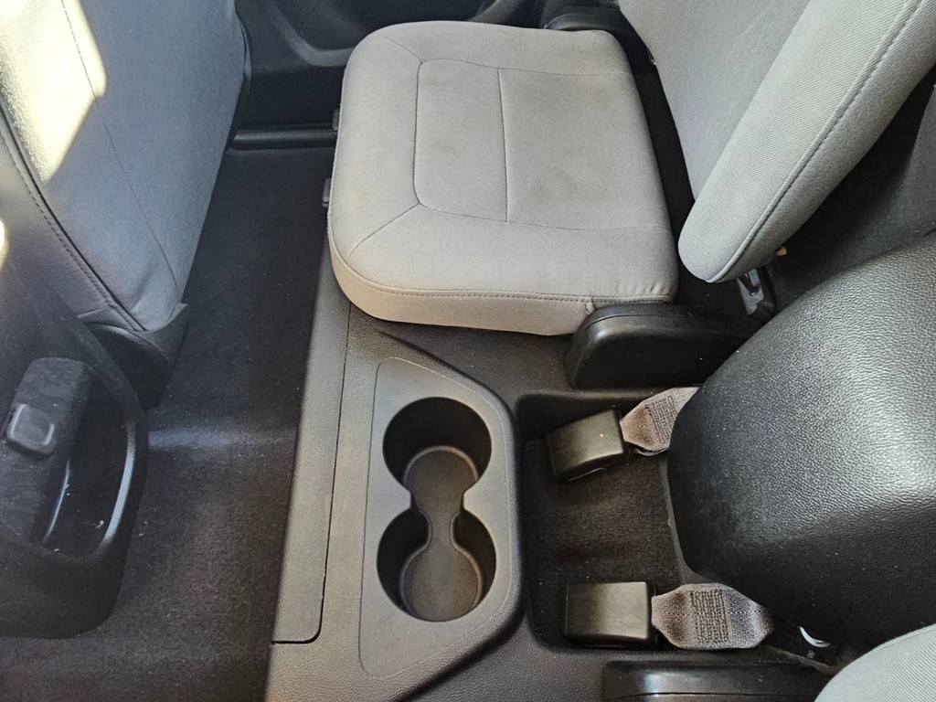 Chevrolet Colorado Vehicle Full-screen Gallery Image 33