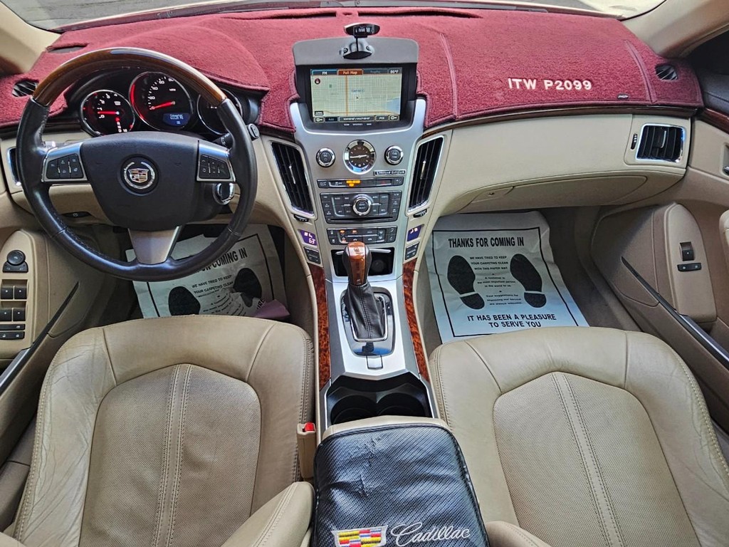 Cadillac CTS Wagon Vehicle Full-screen Gallery Image 29