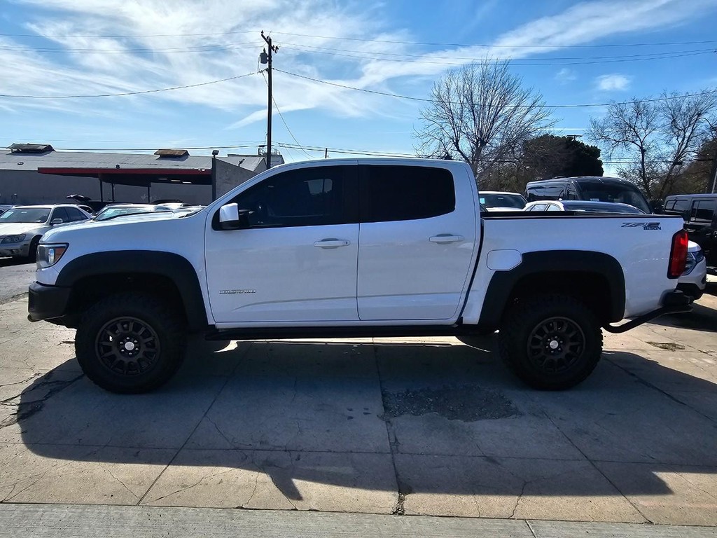 Chevrolet Colorado Vehicle Full-screen Gallery Image 3