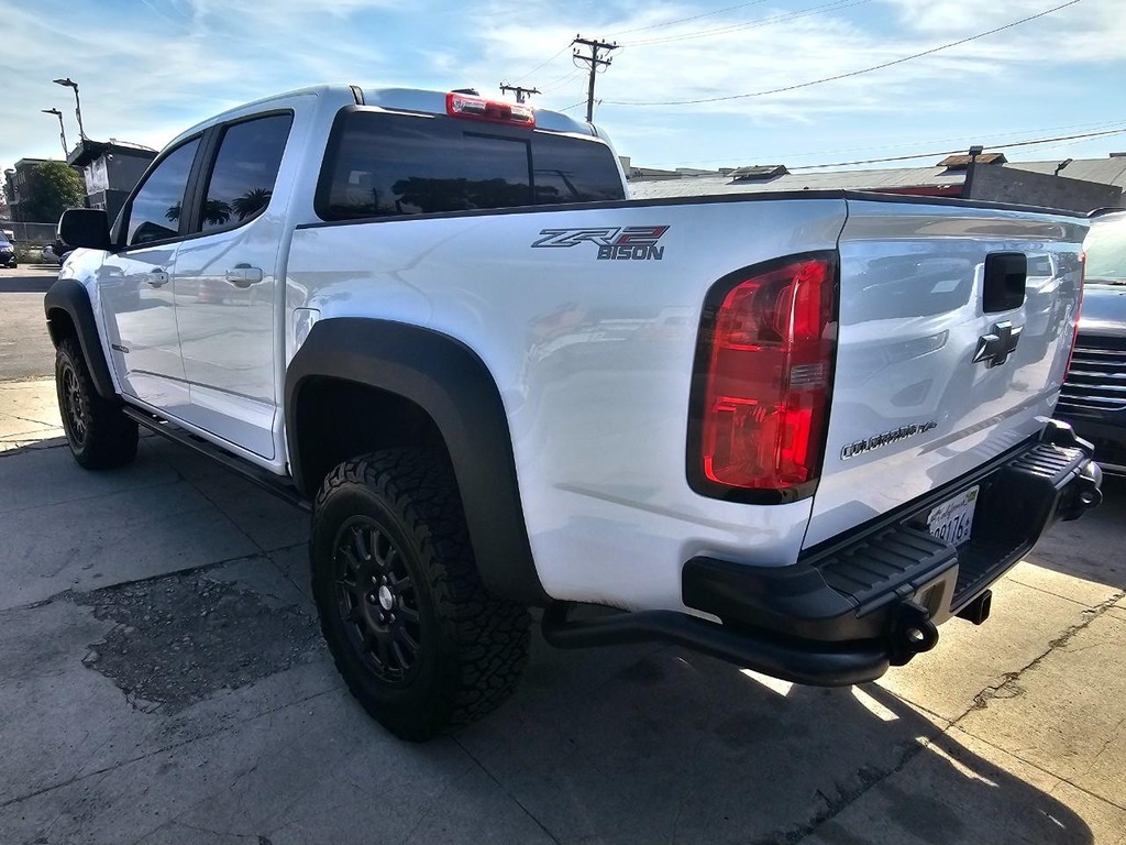Chevrolet Colorado Vehicle Full-screen Gallery Image 4