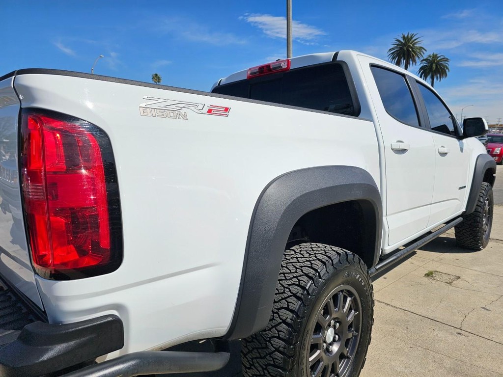 Chevrolet Colorado Vehicle Full-screen Gallery Image 13