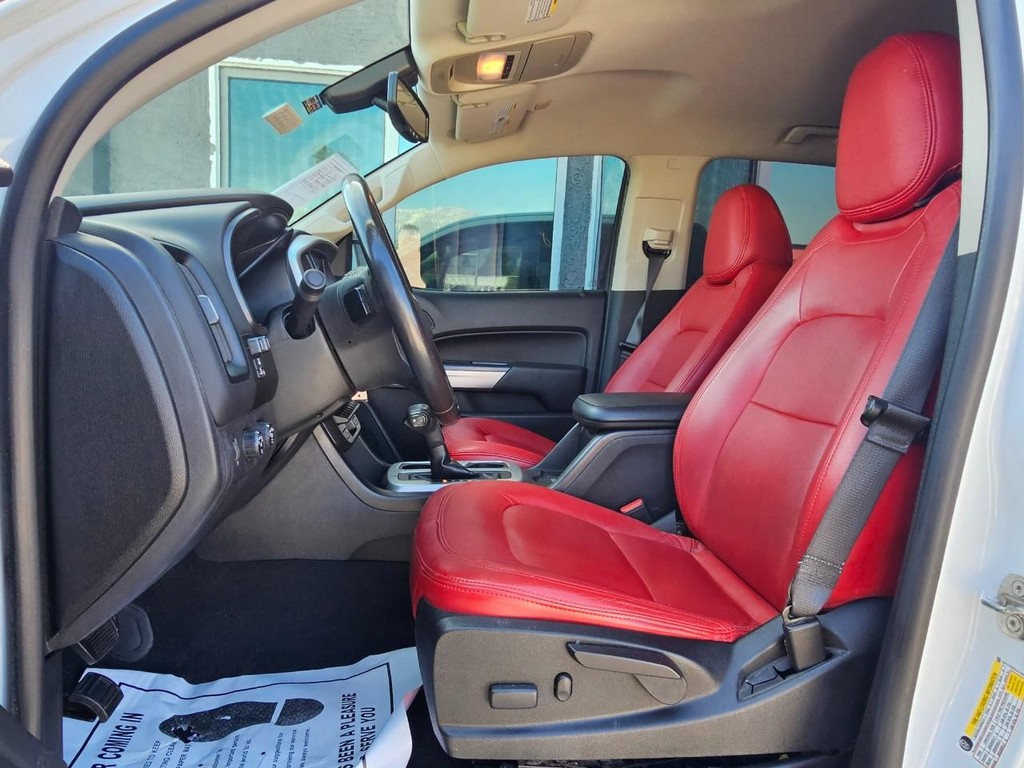 Chevrolet Colorado Vehicle Full-screen Gallery Image 24