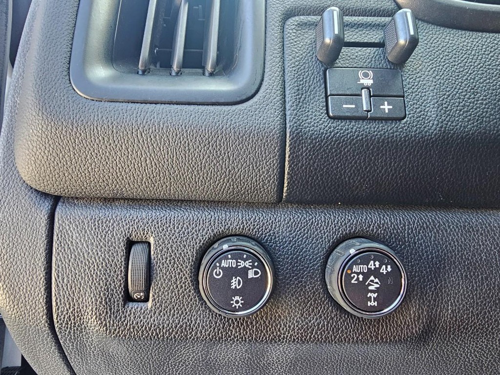 Chevrolet Colorado Vehicle Full-screen Gallery Image 25