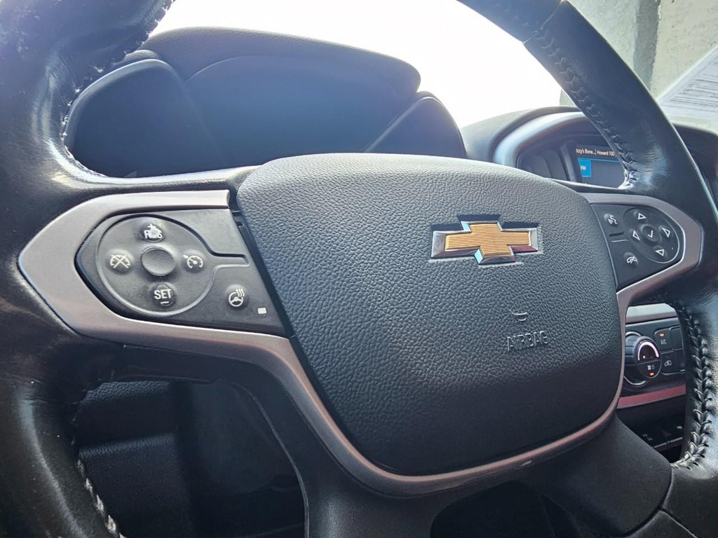 Chevrolet Colorado Vehicle Full-screen Gallery Image 26