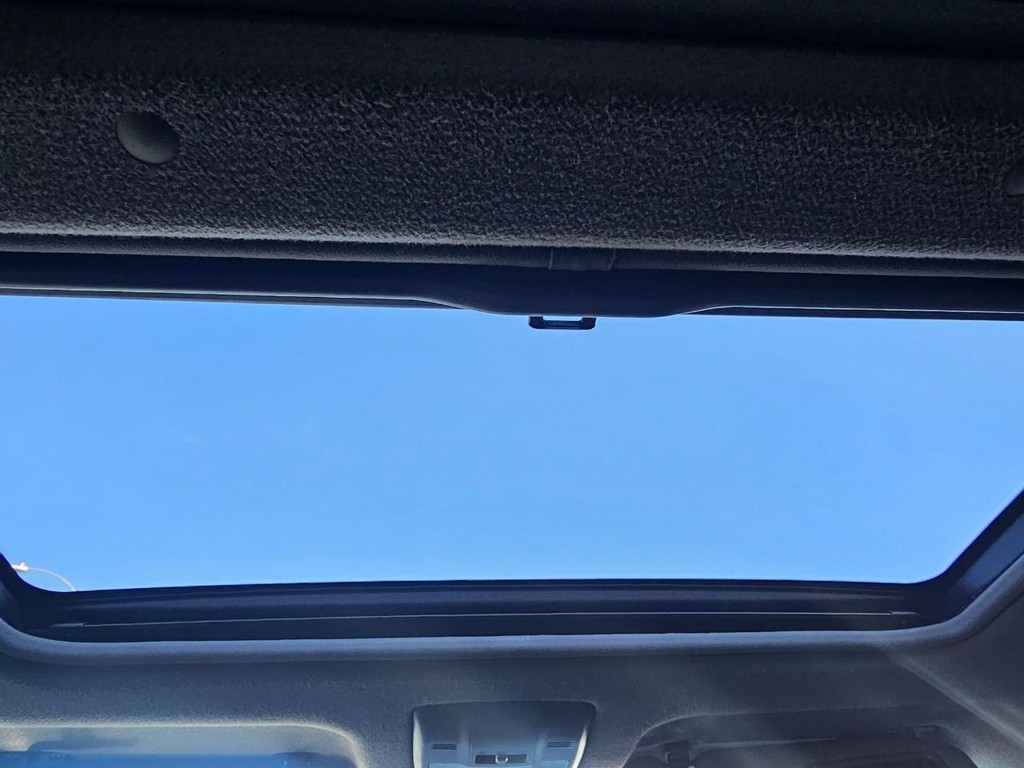 Scion tC Vehicle Full-screen Gallery Image 32