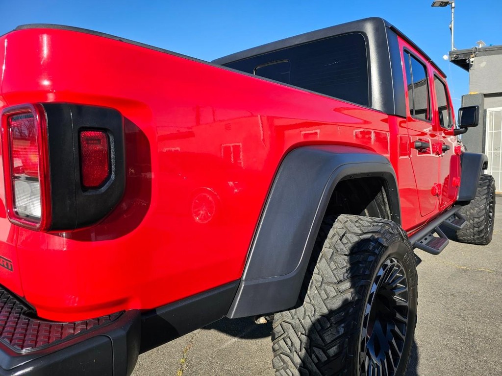 Jeep Gladiator Vehicle Full-screen Gallery Image 13