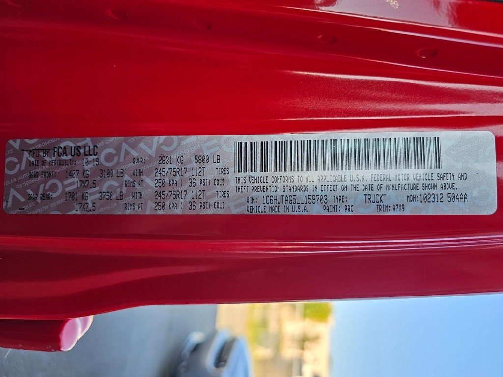 Jeep Gladiator Vehicle Full-screen Gallery Image 41