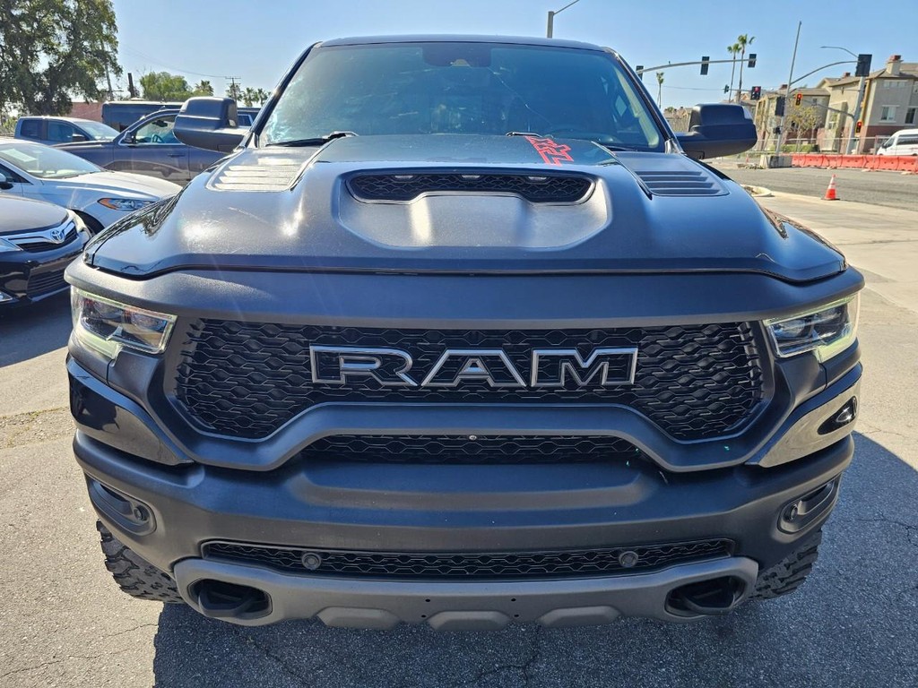 Ram 1500 Vehicle Full-screen Gallery Image 9