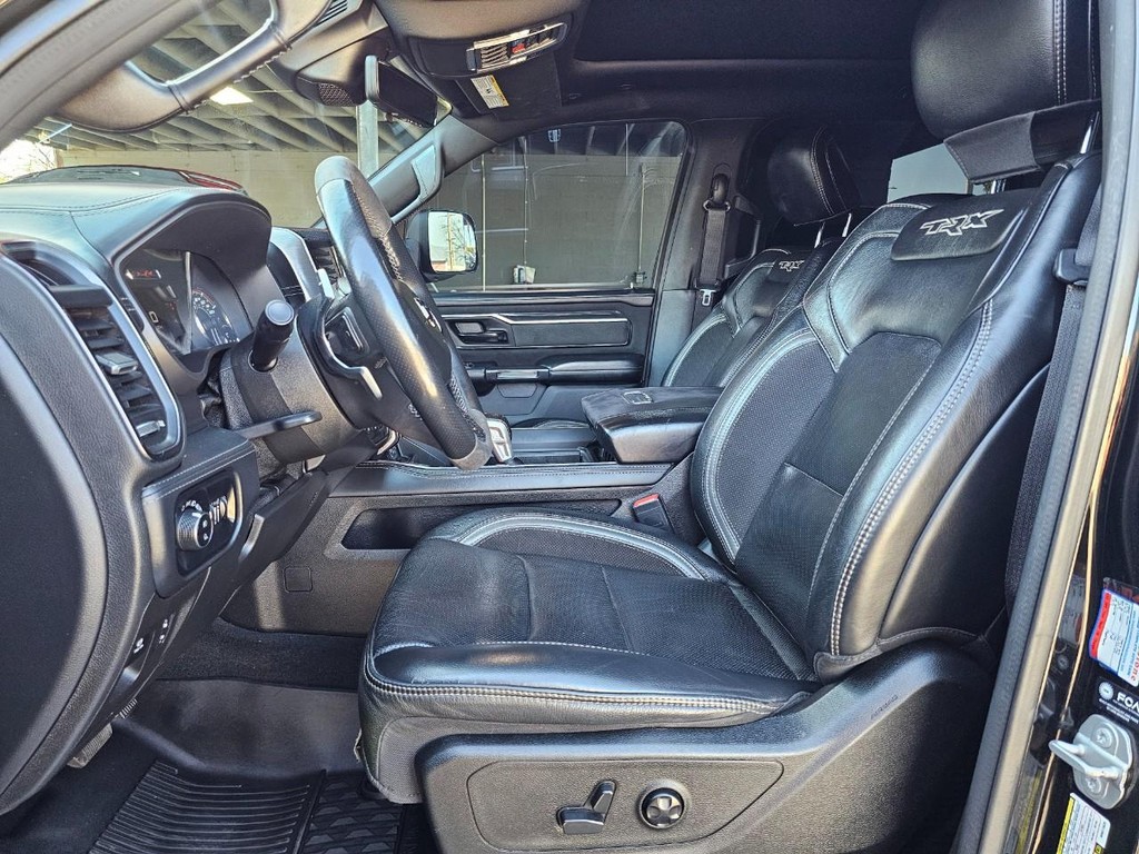 Ram 1500 Vehicle Full-screen Gallery Image 28