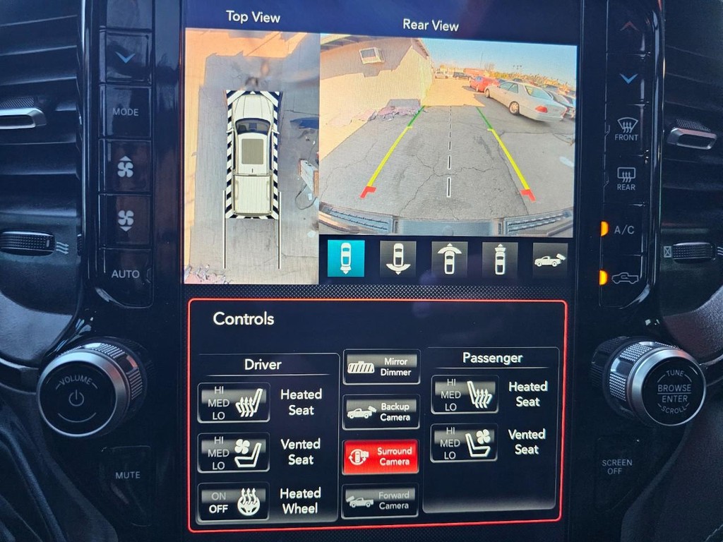 Ram 1500 Vehicle Full-screen Gallery Image 33