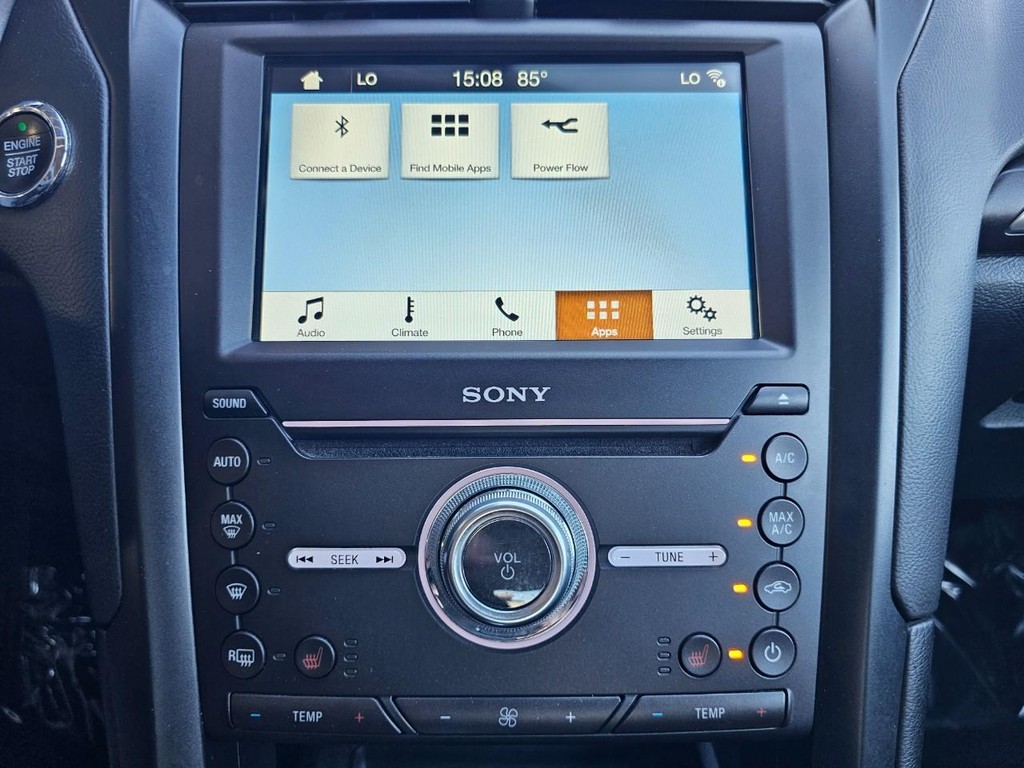 Ford Fusion Hybrid Vehicle Full-screen Gallery Image 23