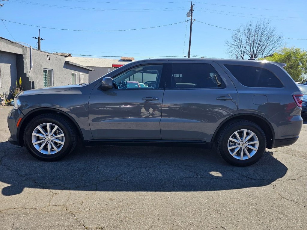 Dodge Durango Vehicle Full-screen Gallery Image 3
