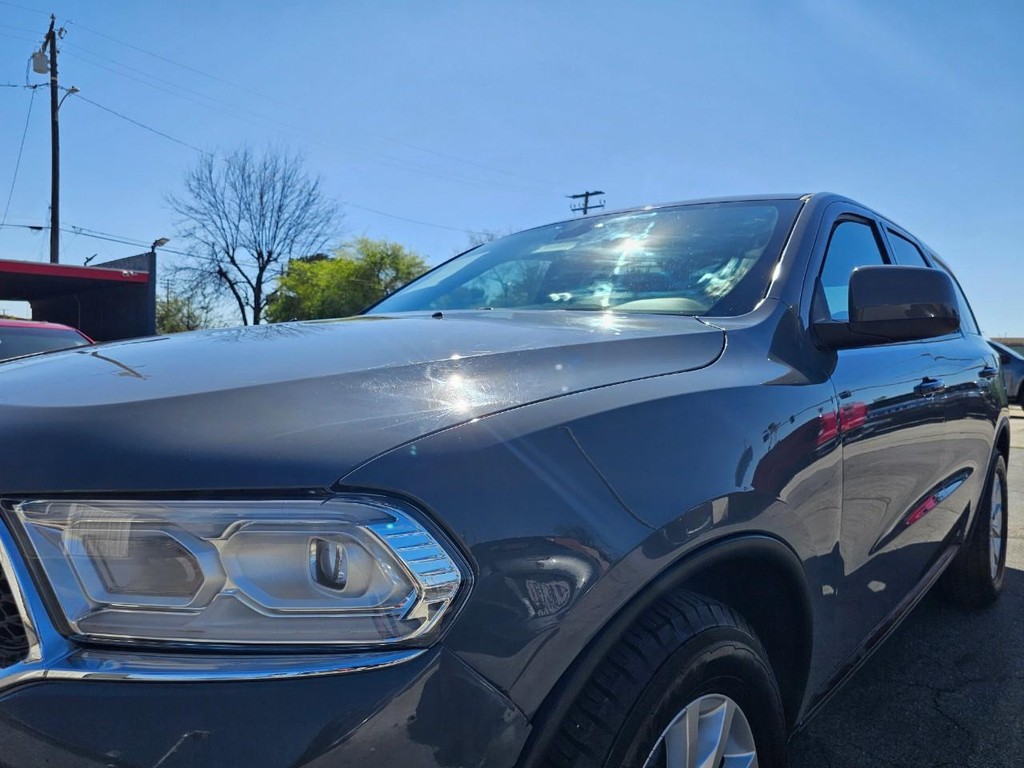 Dodge Durango Vehicle Full-screen Gallery Image 11
