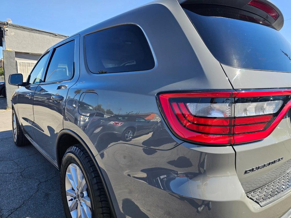 Dodge Durango Vehicle Full-screen Gallery Image 12